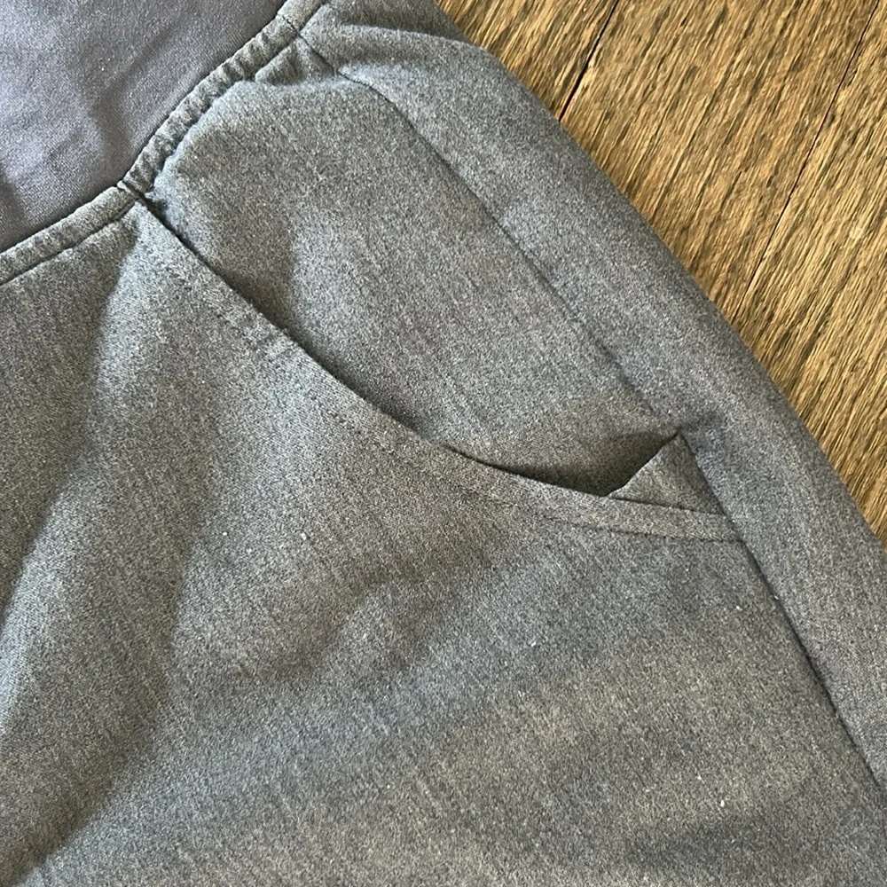 FIGS Scrubs - Picture 5 of 12